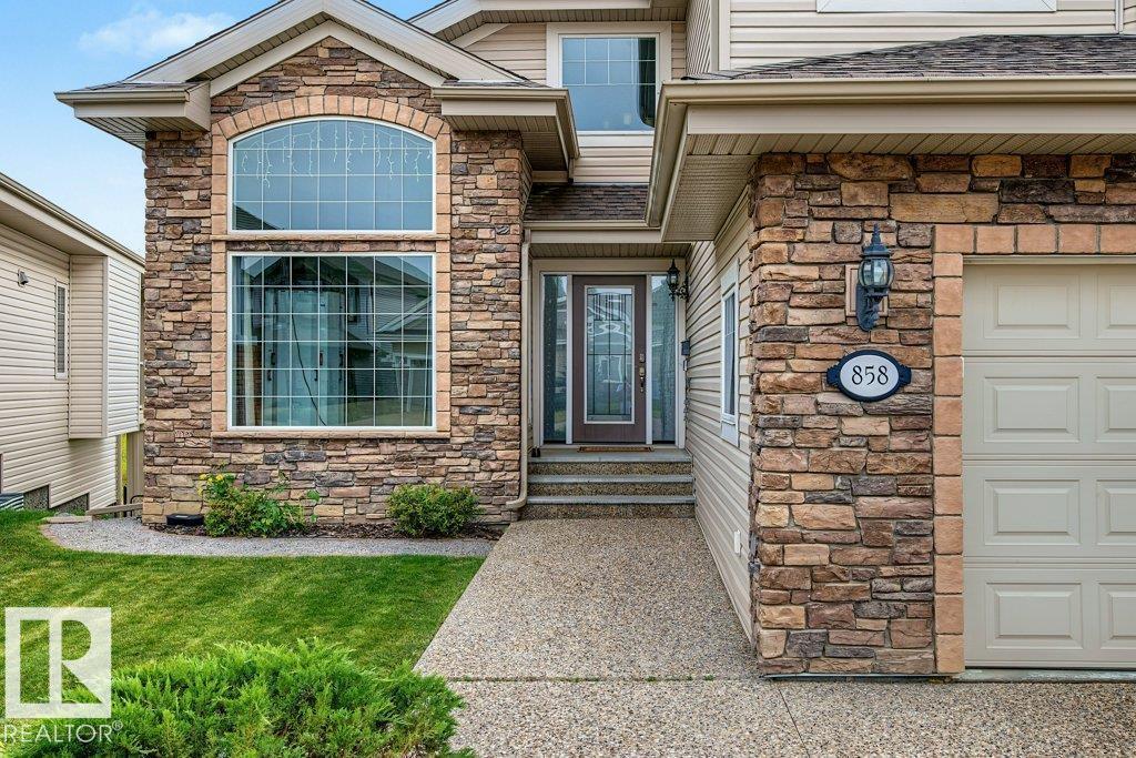 858 HODGINS RD NW - 2