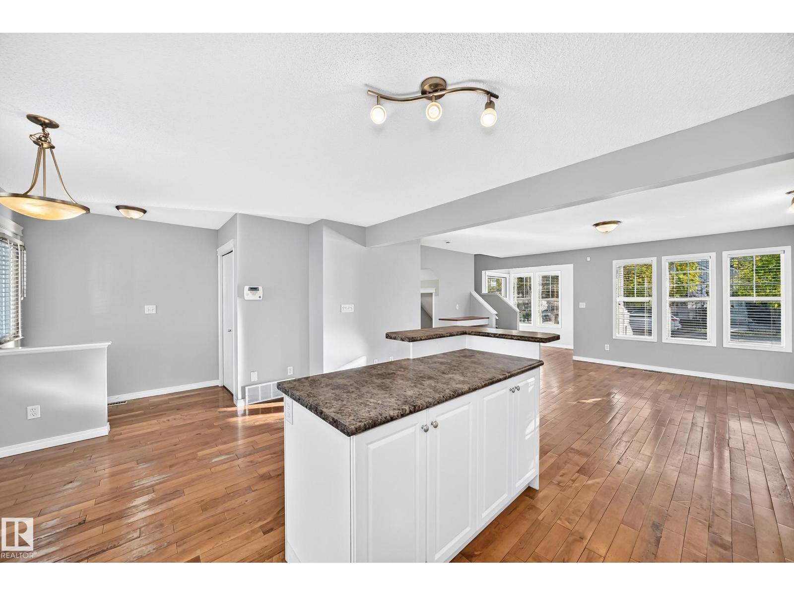 1022 80 ST SW - 12