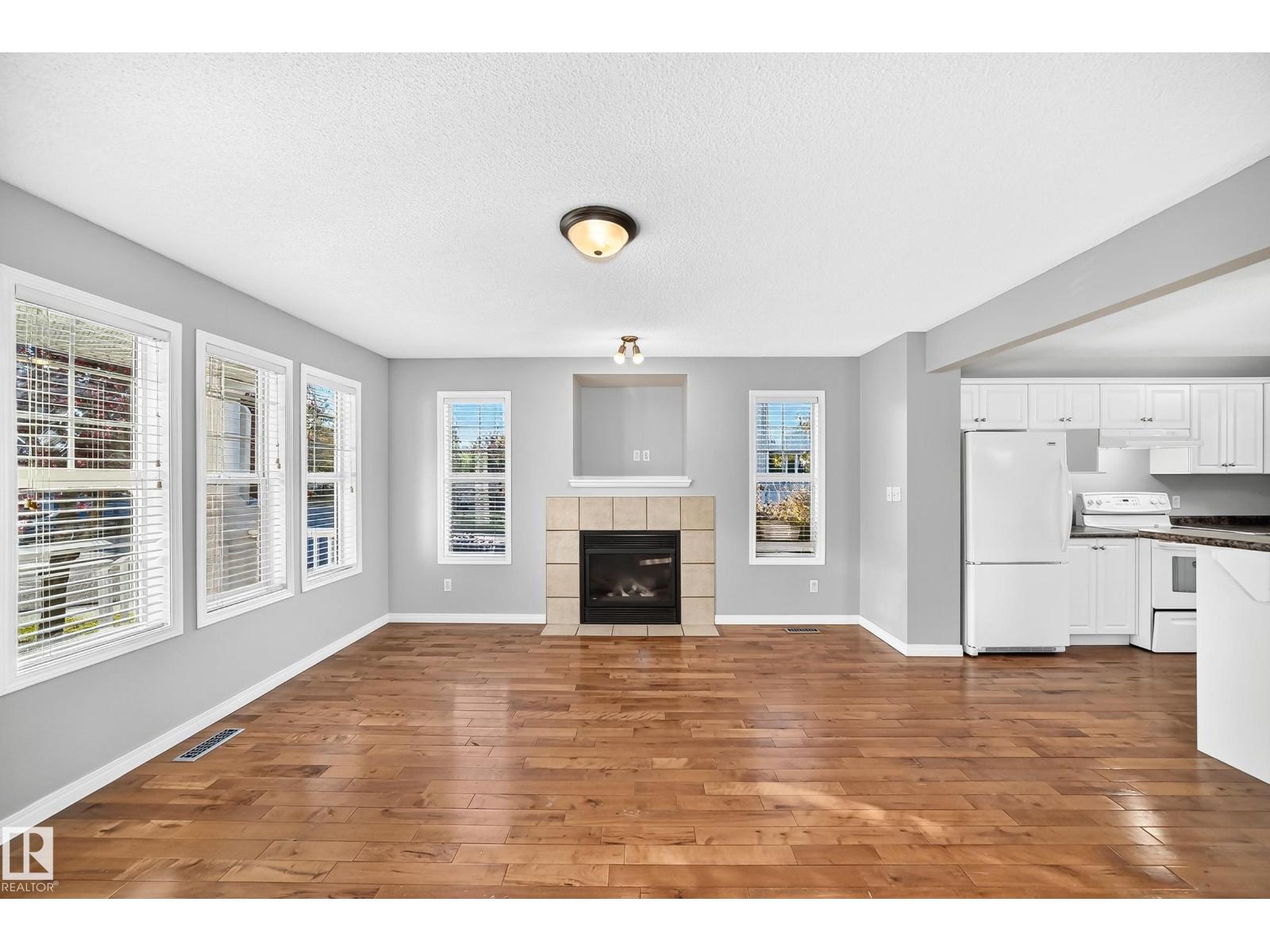 1022 80 ST SW - 19