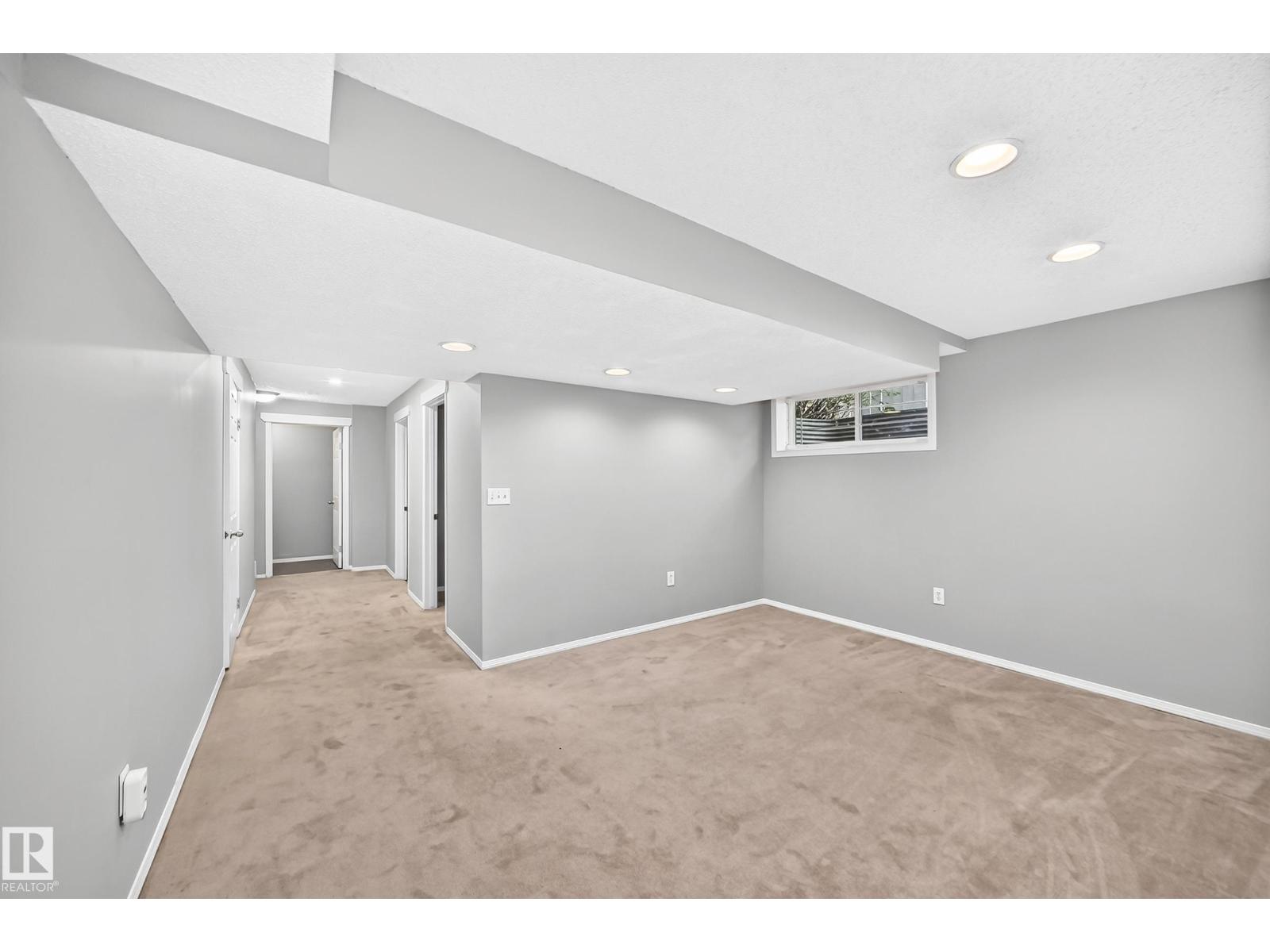 1022 80 ST SW - 34