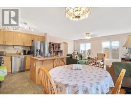 400 Meadowhawk Crescent, Ottawa, ON K2J5W7 Photo 9