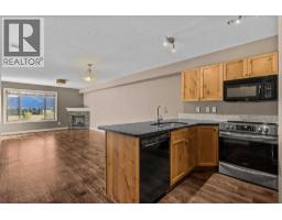 Bedroom - 322, 300 Palliser Lane, Canmore, AB T1W0H5 Photo 6