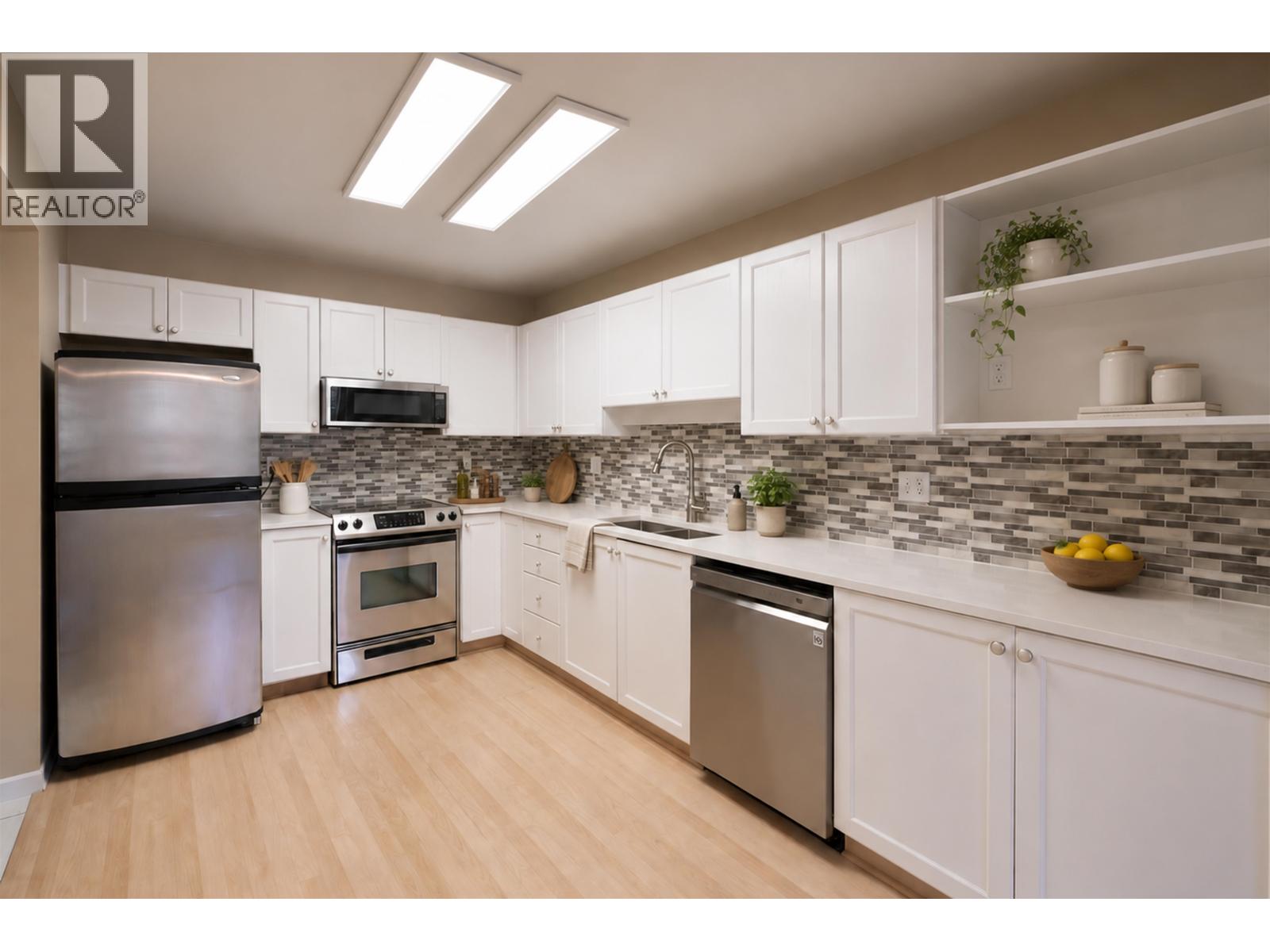 213 19122 122ND AVENUE, Pitt Meadows - Image 1