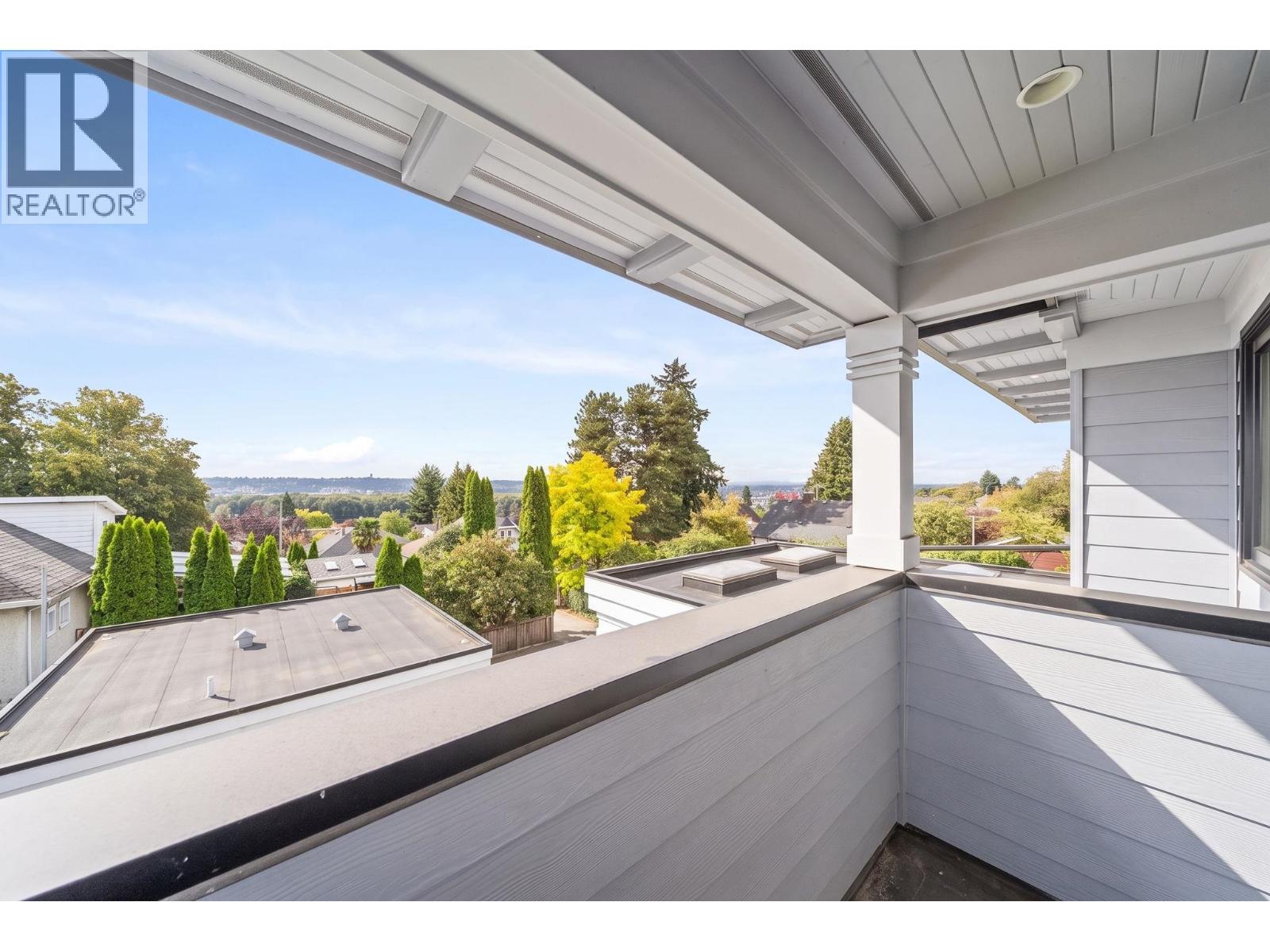 1604 HAMILTON STREET, New Westminster - Image 1