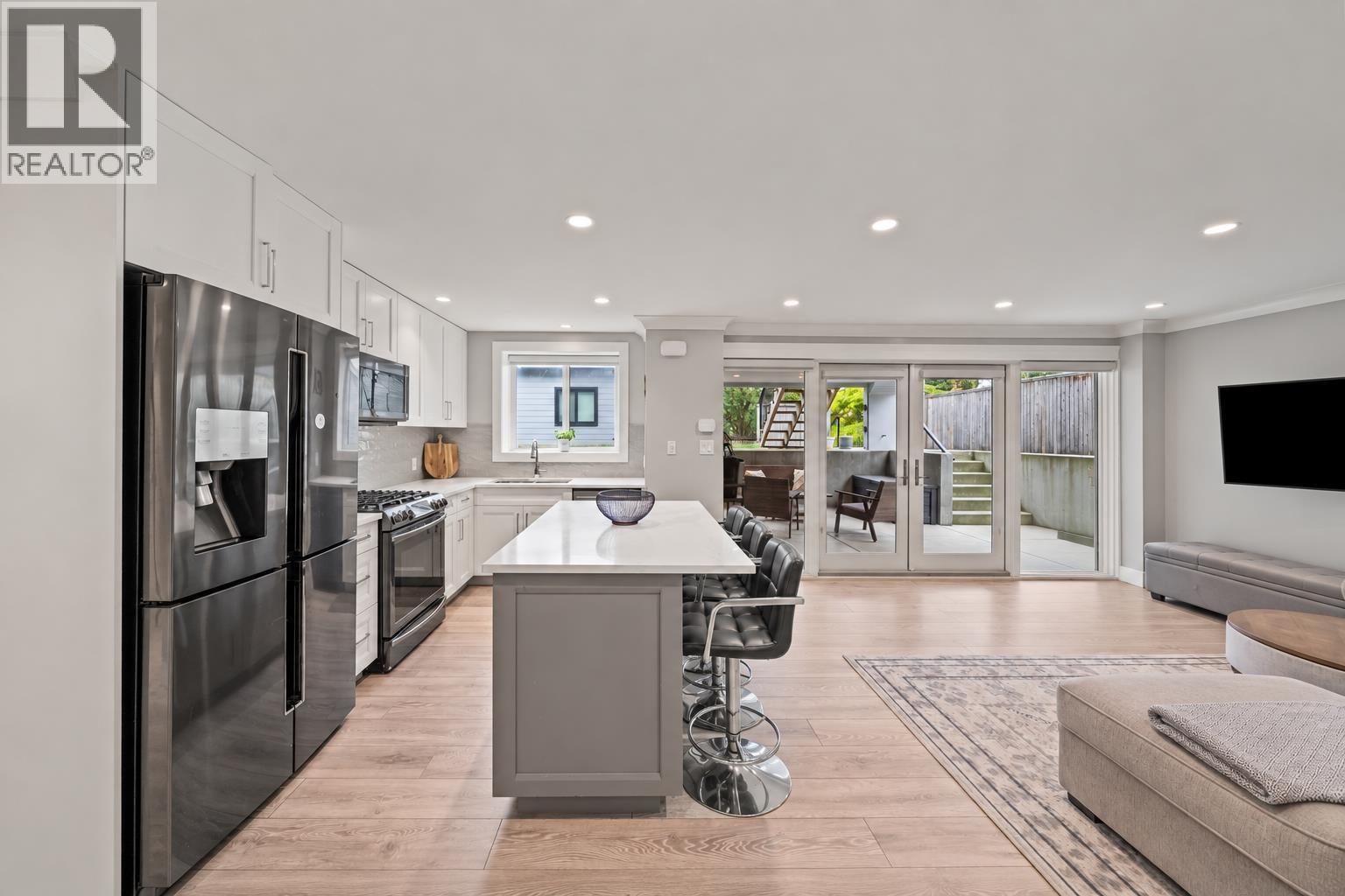 1604 HAMILTON STREET, New Westminster - Image 1