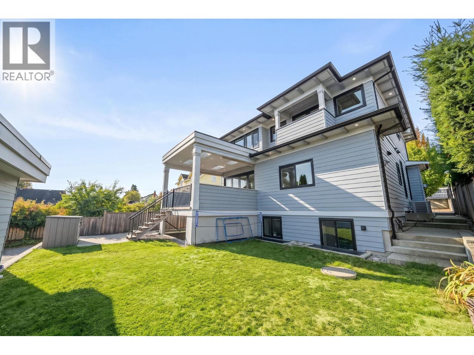 1604 HAMILTON STREET, New Westminster - Image 1