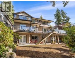4047 Woodbury Avenue, North Vancouver, BC V7N3N4 Photo 32