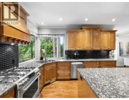 4047 Woodbury Avenue, North Vancouver, BC V7N3N4 Photo 6