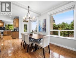 4047 Woodbury Avenue, North Vancouver, BC V7N3N4 Photo 7