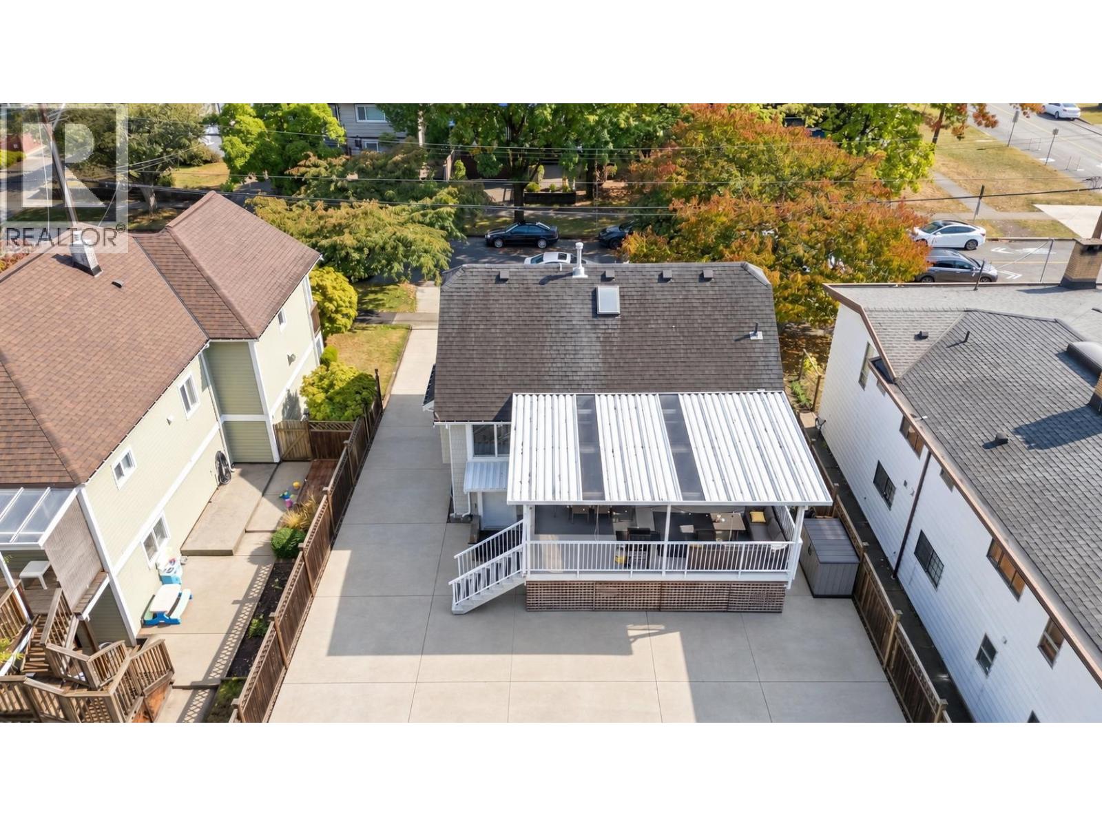 413 SEVENTH AVENUE, New Westminster - Image 1