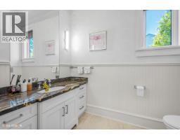 991 Cross Creek Rd, West Vancouver, BC V7S2S6 Photo 7