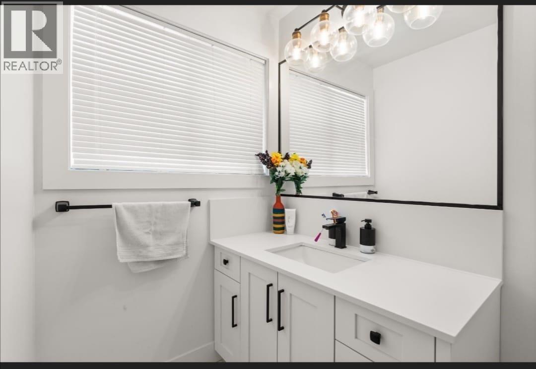 Upper 1106 DUTHIE AVENUE, Burnaby - Image 1