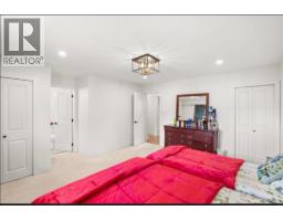 Upper 1106 Duthie Avenue, Burnaby, BC V5A2R4 Photo 13