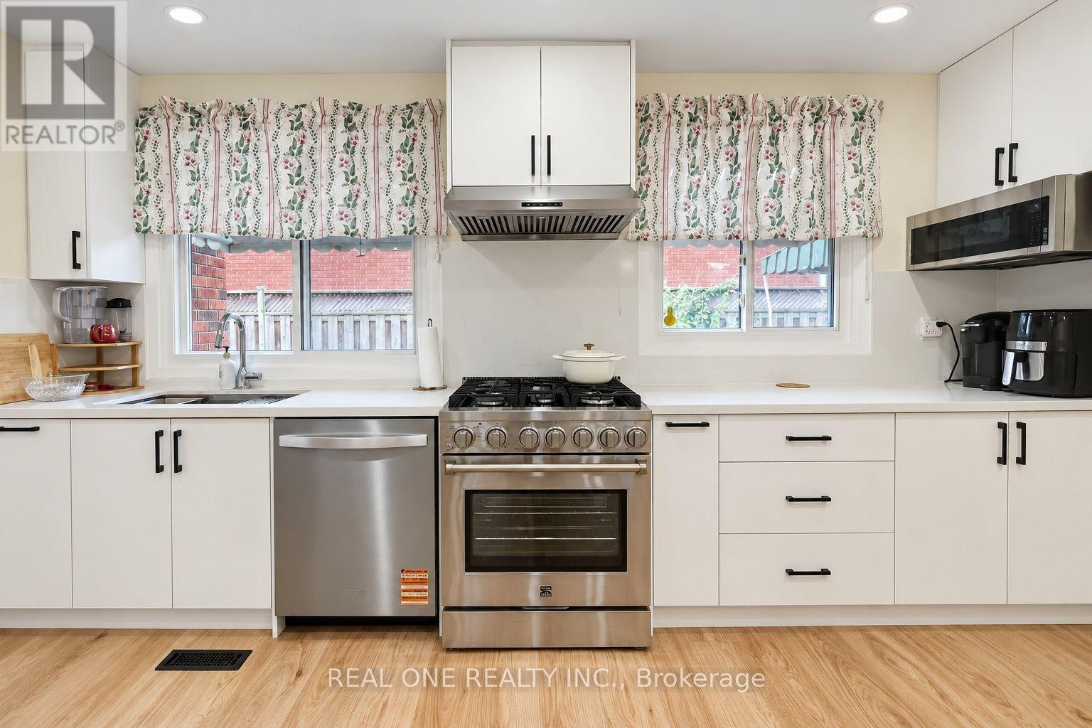 UPPER - 41 MARLOWE DRIVE, Hamilton (Rolston) — photo 8