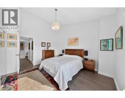 2410, 202 Braeglen Close Sw, Calgary, AB T2W2B1 Photo 11
