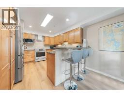Kitchen - 222, 6868 Sierra Morena Boulevard Sw, Calgary, AB T3H3R6 Photo 7
