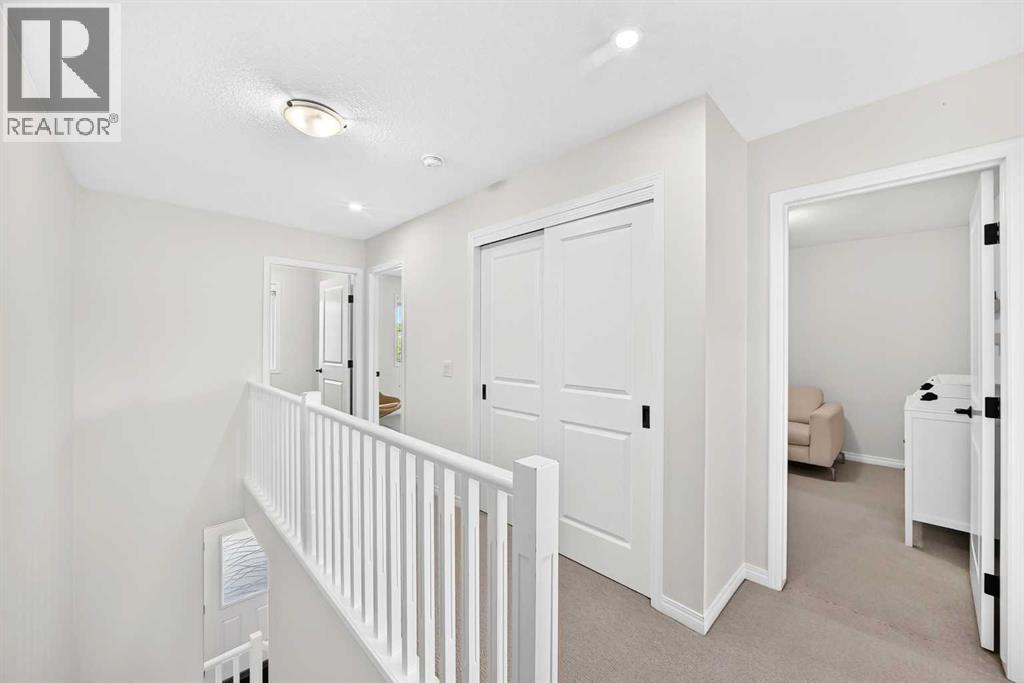 372 Carrington Way NW - 33