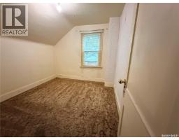 131 2nd Avenue W, Biggar, SK S0K0M0 Photo 13