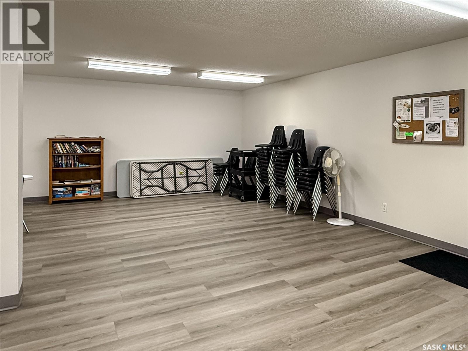 219 960 ASSINIBOINE AVENUE E, Regina — photo 30