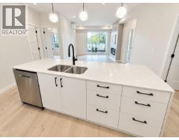 110 958 Pharoah Mews, Langford, BC V9B7A1 Photo 10
