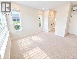 110 958 Pharoah Mews, Langford, BC V9B7A1 Photo 18