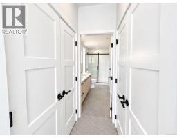 110 958 Pharoah Mews, Langford, BC V9B7A1 Photo 23