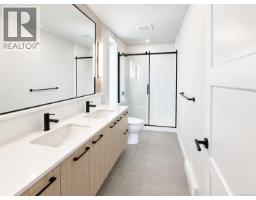110 958 Pharoah Mews, Langford, BC V9B7A1 Photo 24