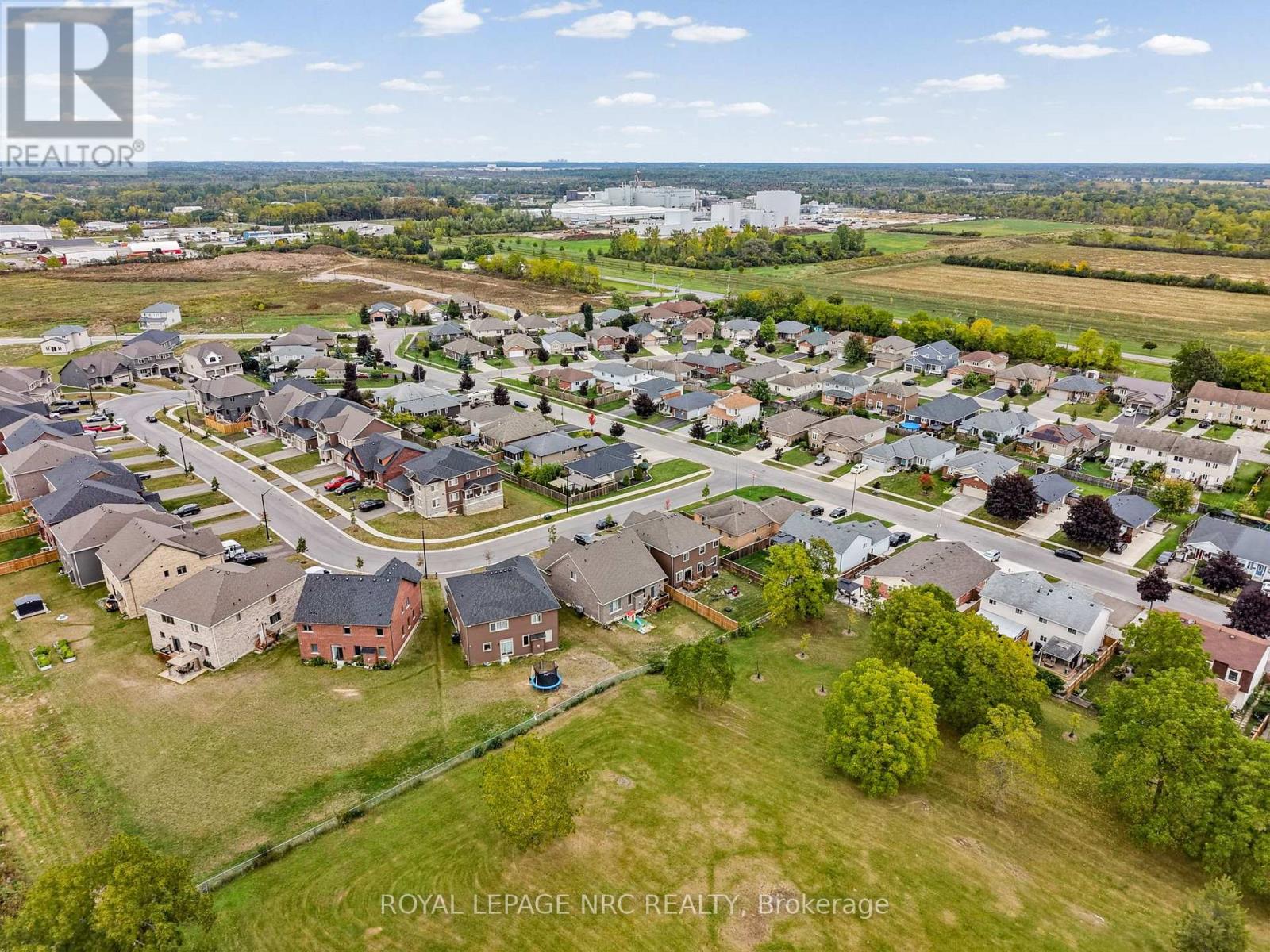 10 ORIOLE CRESCENT, Port Colborne (Main Street) — photo 12