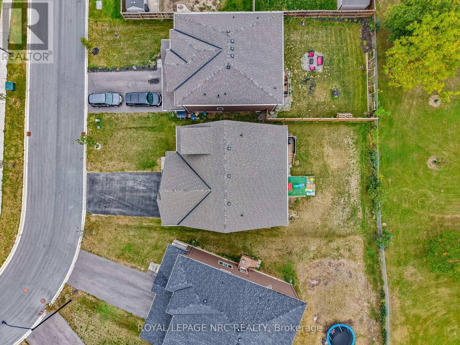 10 ORIOLE CRESCENT, Port Colborne (Main Street) — photo 9
