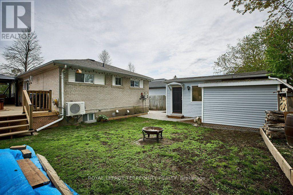 Lower- 304 Palmerston Avenue, Whitby, ON photo 13