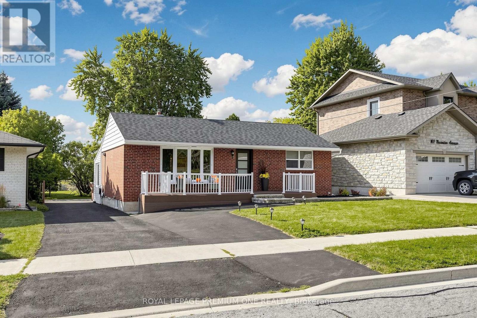 98 THORNTON AVENUE - 33