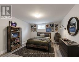 98 Thornton Avenue, Bradford West Gwillimbury, ON L3Z1N4 Photo 22