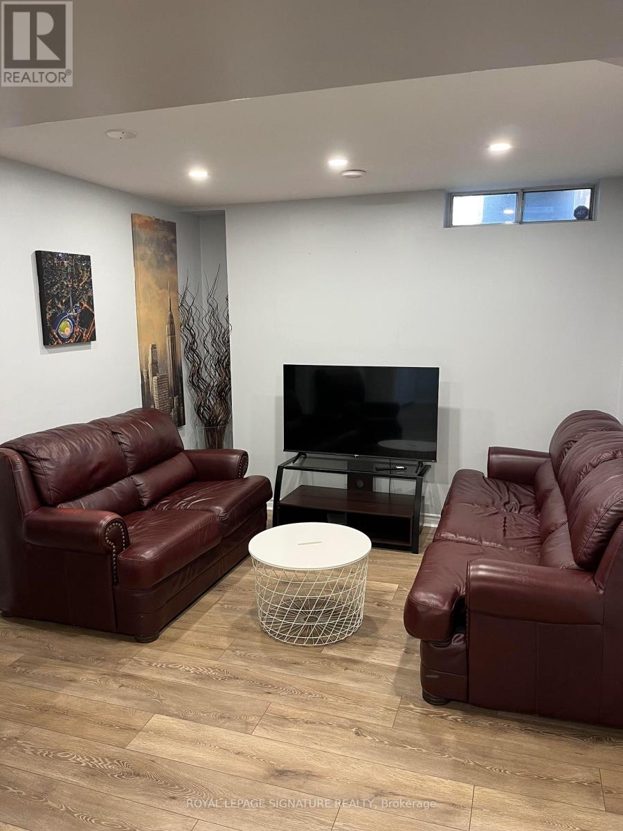BSMT - 21 MELBERT ROAD, Toronto (Eringate-Centennial-West Deane) — photo 8