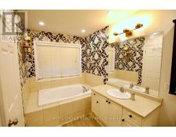 34 - 3275 Stalybridge Drive, Oakville, ON L6M0L2 Photo 25
