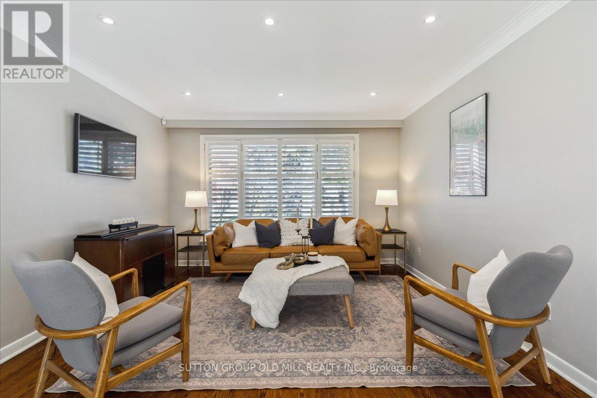 2A ELTON CRESCENT, Toronto (Long Branch) — photo 3