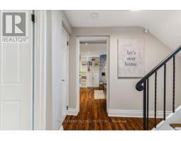 2a Elton Crescent, Toronto, ON M8W2X8 Photo 11