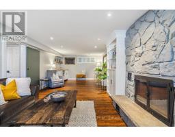 2a Elton Crescent, Toronto, ON M8W2X8 Photo 13