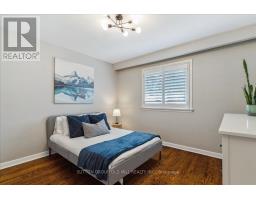 Bathroom - 2a Elton Crescent, Toronto, ON M8W2X8 Photo 9