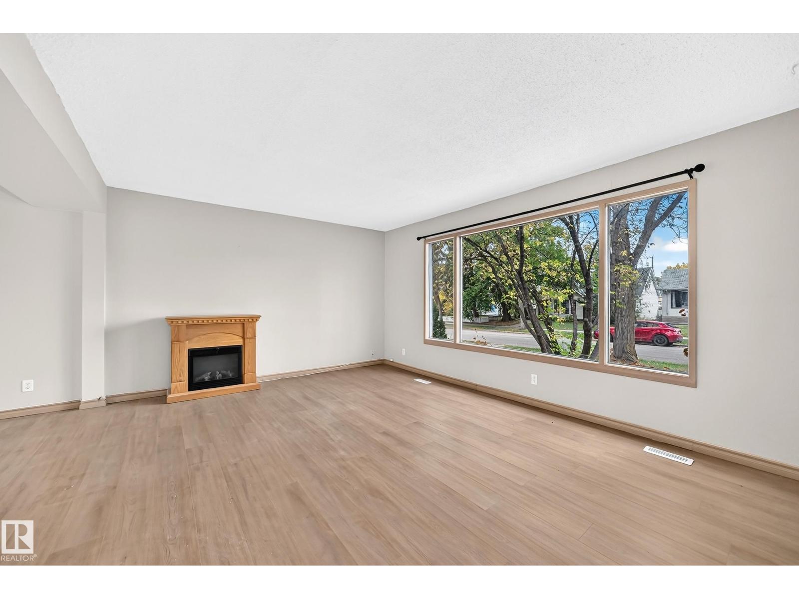 10919 69 AV NW - Image 17