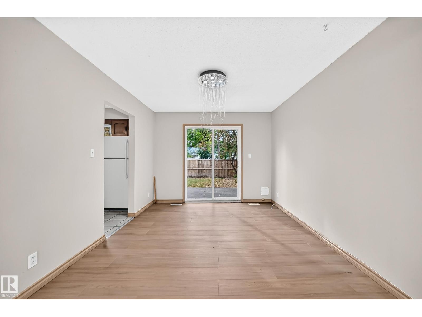 10919 69 AV NW - Image 19