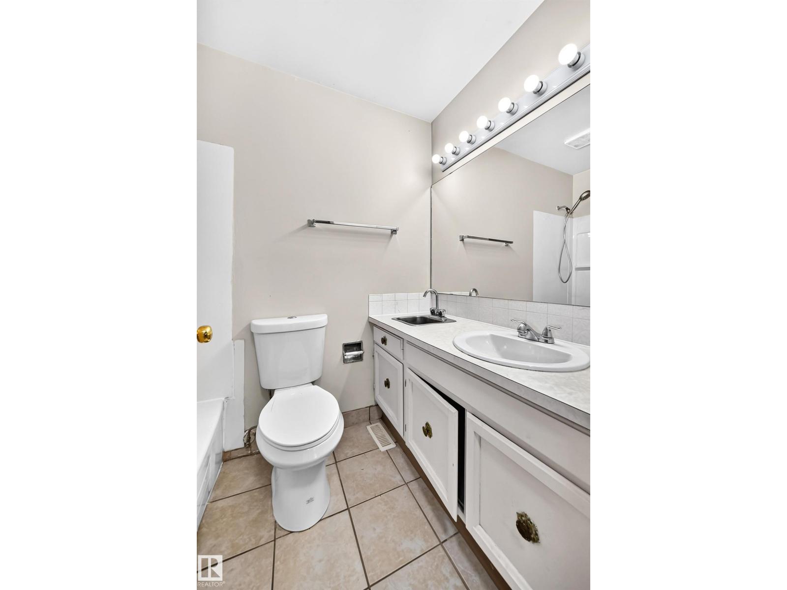 10919 69 AV NW - Image 33