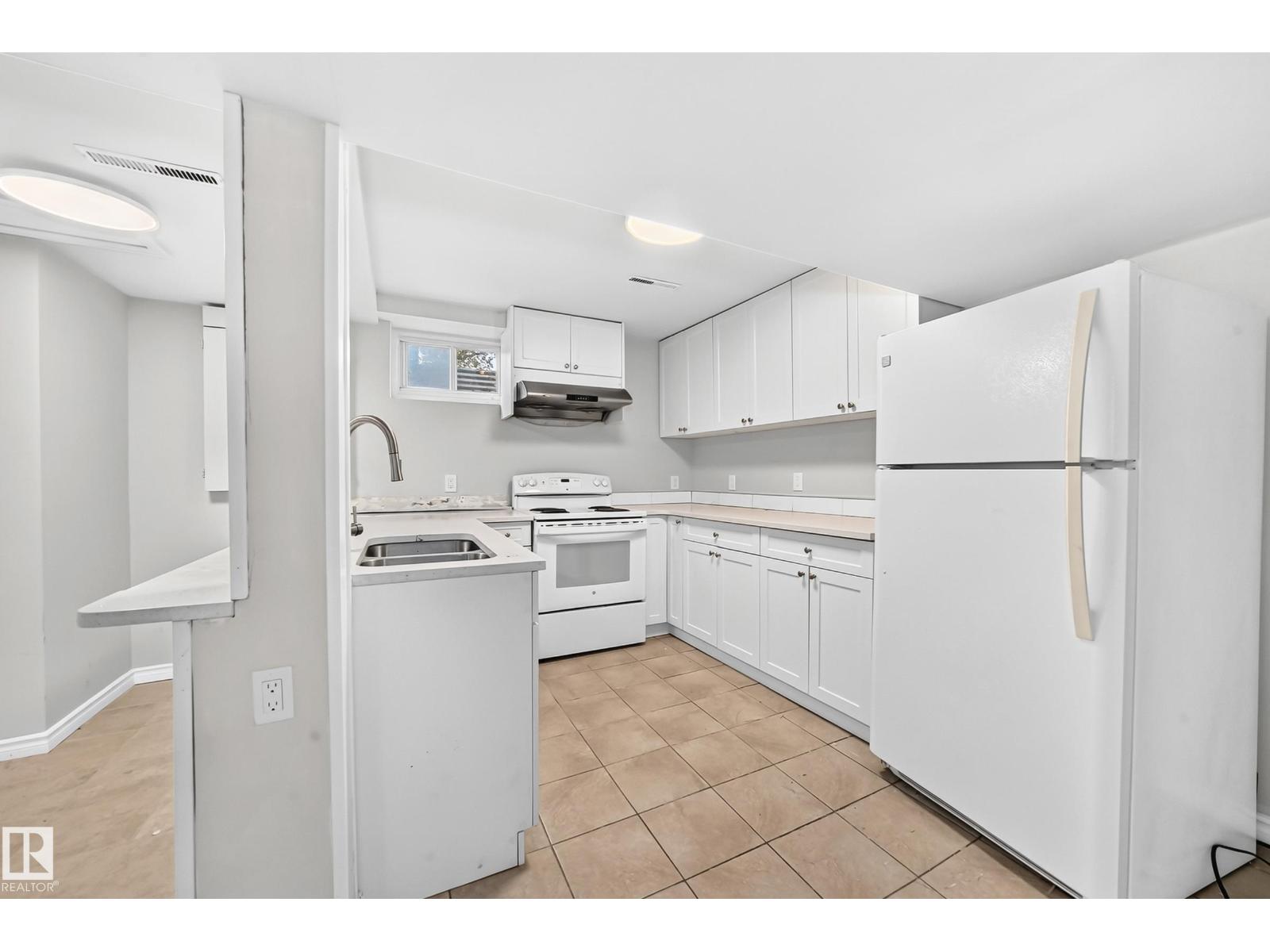 10919 69 AV NW - Image 42