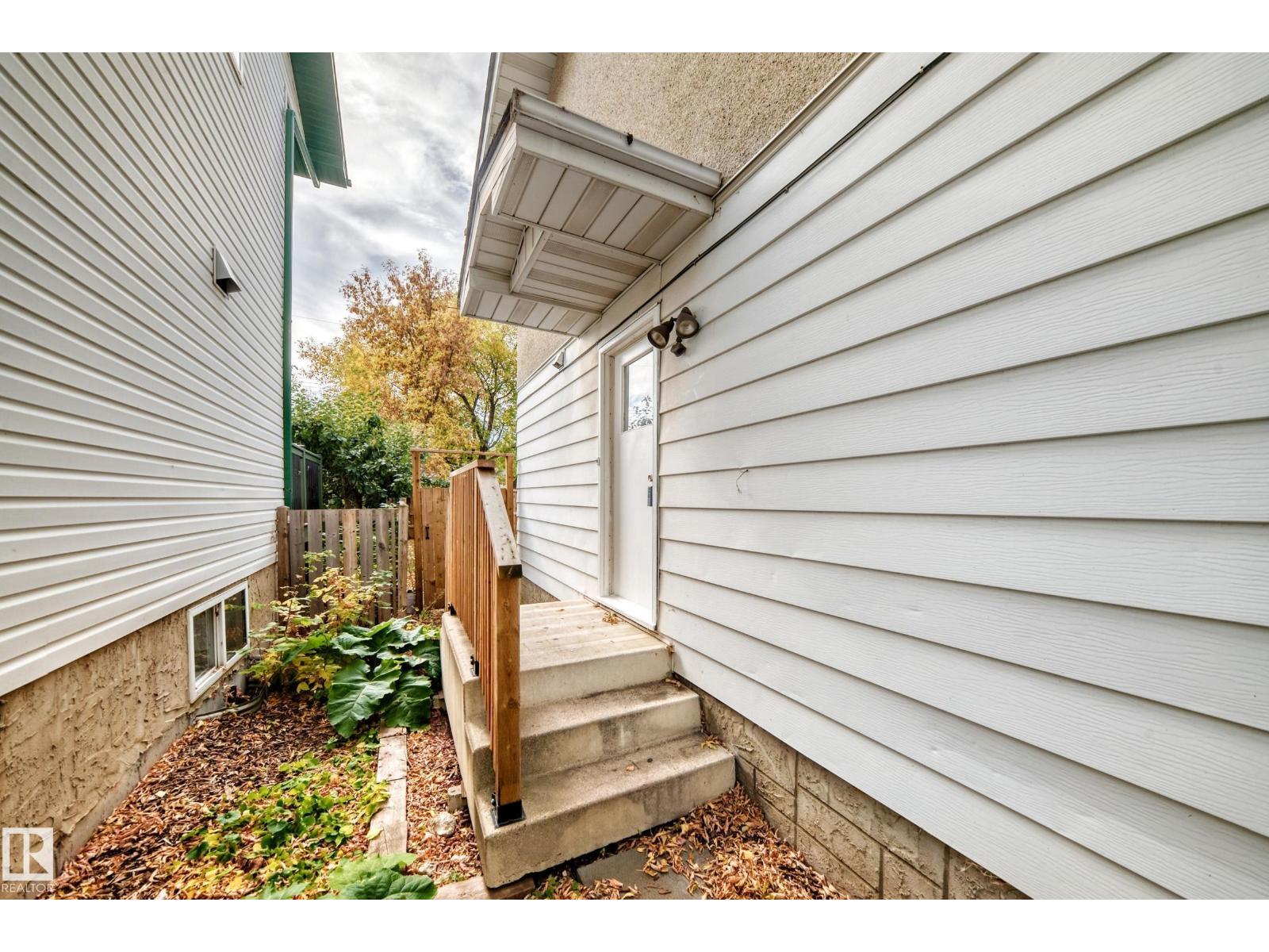 10919 69 AV NW - Image 59