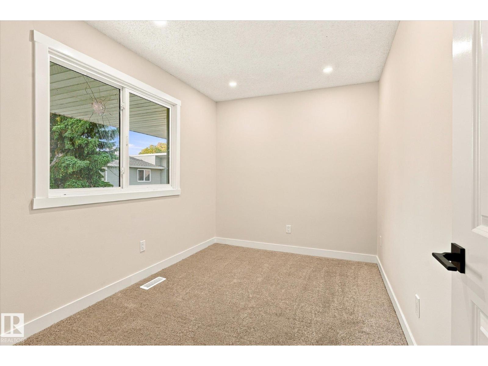 #37 1415 62 ST NW - 20