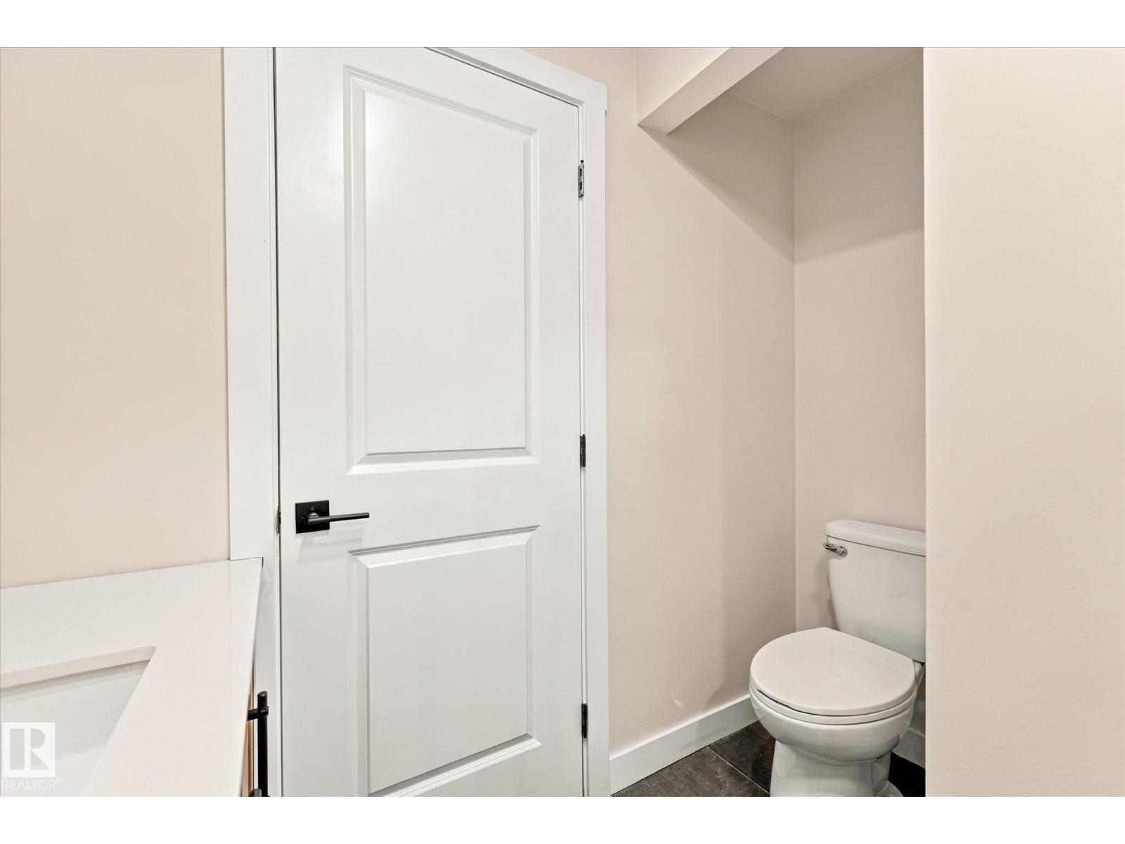 #37 1415 62 ST NW - 33