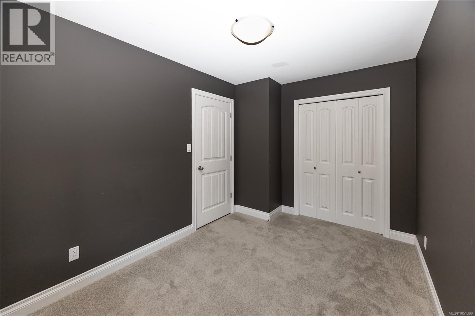 696 Pacific Heights Lane - 51