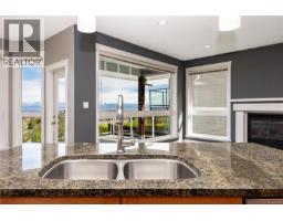 Ensuite - 696 Pacific Heights Lane, Campbell River, BC V9H0A6 Photo 13