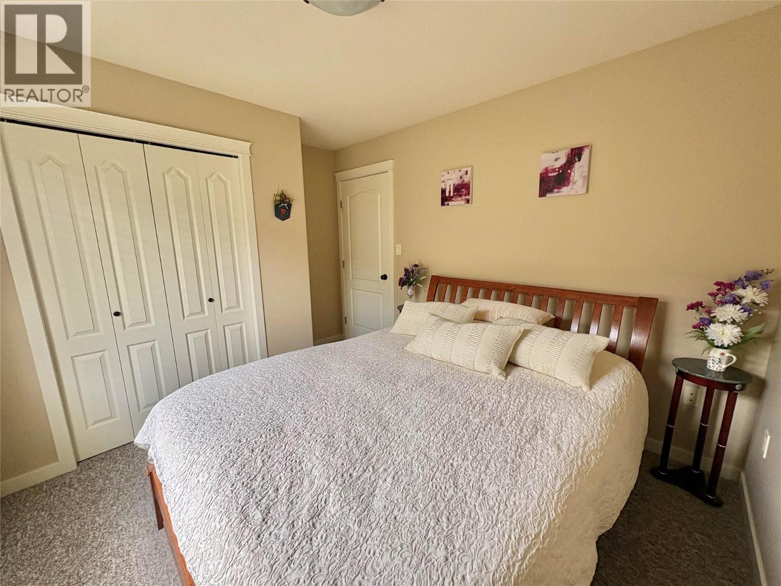 6940 Cabernet Place, Oliver