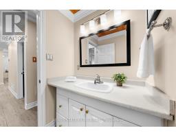 621 Byron Street S, Whitby, ON L1N4R6 Photo 17