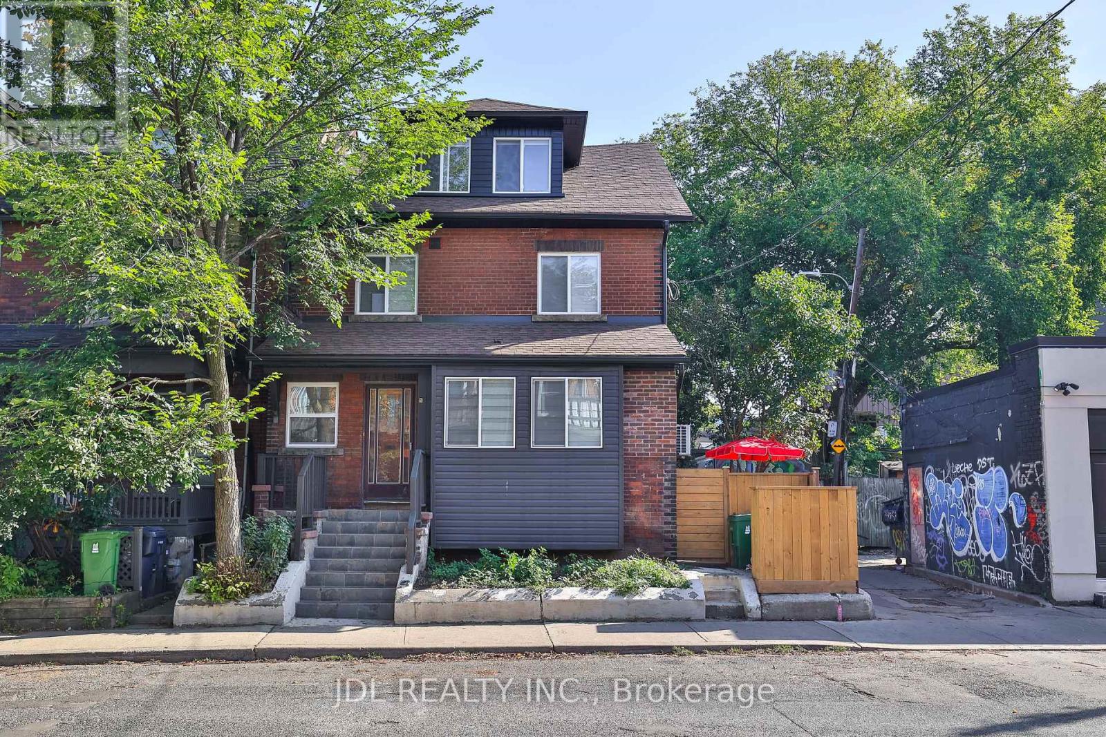 5 SORAUREN AVENUE, Toronto (Roncesvalles) — photo 8